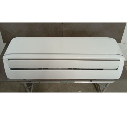 Внутренний блок кондиционера Toshiba RAS-18U2KH3S-EE уцененный